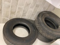 Lot de Pneus Voiture et Camion Occasion