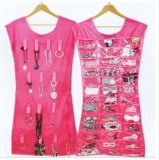 Lot 81 porte bijoux forme de robe, présentoire