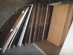 Lots de Portes neuves & Occasion ( Export Afrique ou autre destination)