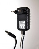 Destockage: chargeur/Adaptateur secteur