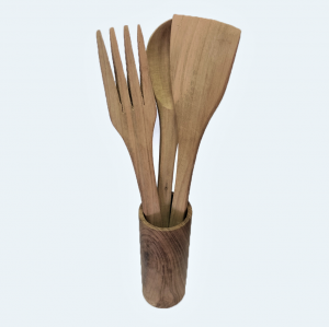 Vaisselle en bois de noyer 