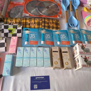 110 Articles mélanger Hygiène / Jouets / Outils...Lot / Palette