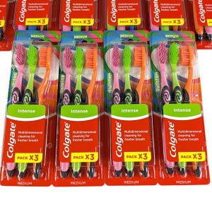 15 Paquets de 3 Brosses à dents Colgate Intense 