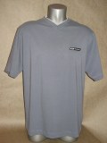 Tee shirt REEBOK col V gris bleu manches courtes