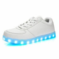 300 paires basket blanche lumineuse led adulte uni charge USB neuve