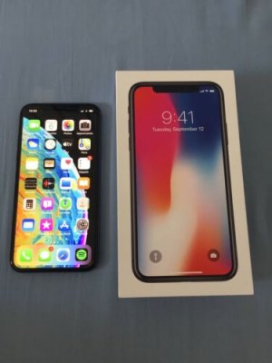 LOT IPHONE XR ET X
