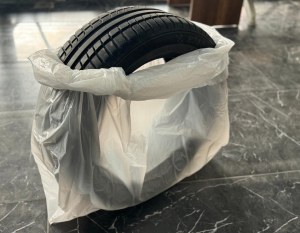 SACS À PNEUS,sacs pour pneus ET Housses de siège auto jetables