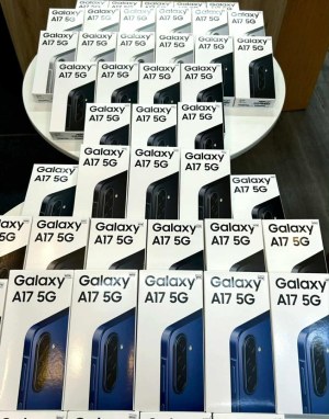 SAMSUNG A17 5G 8GB RAM - 256GB ANDROID 15 "6.7