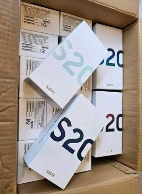 SAMSUNG S20 FE 256GB
