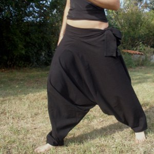 LOT DE SAROUELS THAILANDAIS COTON EPAIS