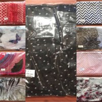 Stock d'écharpes bonne qualité de differents modeles et couleurs, Made in India