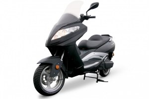 Maxi scooter électrique 125 cm³ 9000 watts équivalent 125cc - Autonomie 220 km - Vitess...