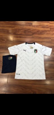 Ensemble maillot + short football