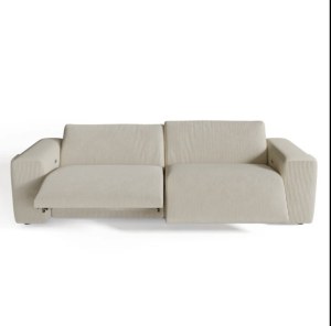 Lots de 140 unités de mobiliers