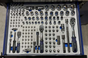 The green Stahlbär 6/7 JUMBO Professional Tool Chest – With lots of accessoiries