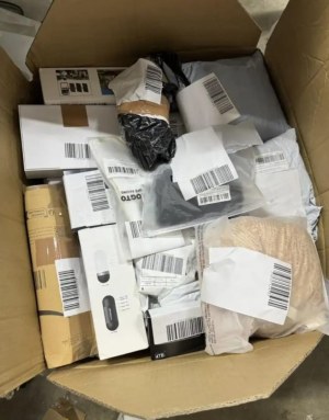 COLIS PERDUS de toute l'Europe dont 30% Colis perdus-Colis perdus-NPAI 30% de ces produ...