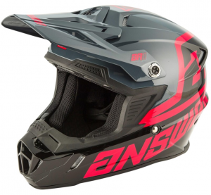 Casques de la société américaine ANSWER RASING modèle AR1