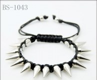 Grossiste bracelet shamballa gothic spike