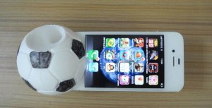 Lot de stock haut parleur silicone pour Iphone4/4s(ref.XXT1017-15)