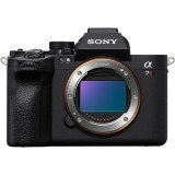 Sony a7R V Mirrorless Camera with Basic Bundle