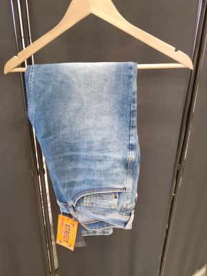 STREET ONE HOMME HIVER LOT 103 KG WHATSAPP: +34 614 28 94 26