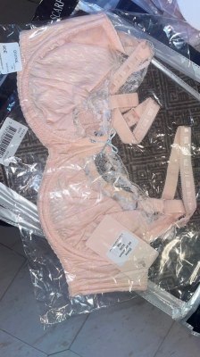 DESTOCKAGE habillement - lingerie/accéssoires
