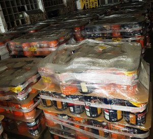 LOT DÉSTOCKAGE PALETTE DE LASURE/VERNIS EXTÉRIEUR V33