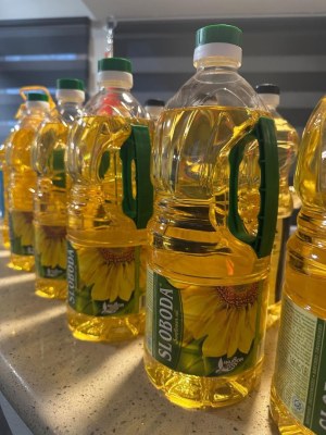 Huile de Tournesol Raffinée Premium – Stock Disponible – Prix Compétitifs