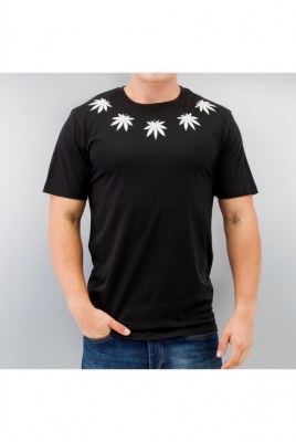 Lots de t shirt cayler