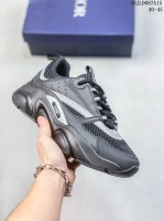 Vetement de marque ( bien lire la description avant de contacter)