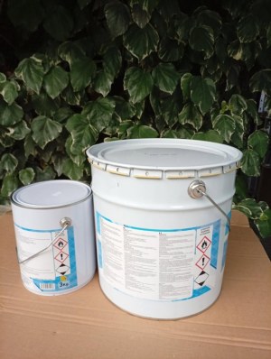 PEINTURE PISCIN BLEU COQUE POLYESTER EN 2 COMPOSENT 140m CARRE