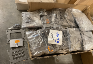 Trappe de porte métallique