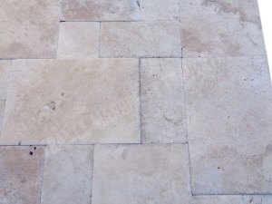 Travertin Beige Clair Opus Romain