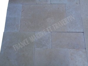Travertin Beige Clair Big Opus Romain
