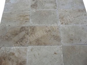 Travertin Beige Clair 40,6x61X1,2 cm Brossé & Patiné