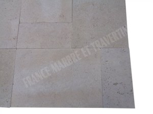 Travertin Beige Clair Opus Romain