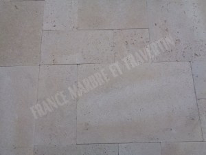 Travertin Beige Clair Opus Romain