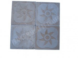 Travertin Beige Gravure Décor 30x30 cm