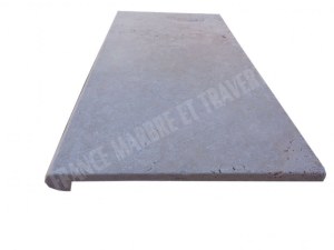 Travertin Beige Nez de Marche Arrondi 30,5x61 cm