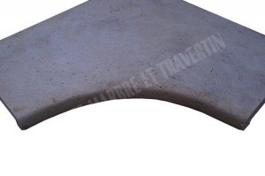 Travertin Beige Nez de Marche Angle Rentrant Arrondi 60x60 cm
