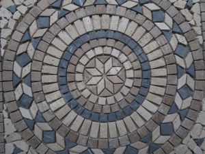 Travertin Multicolore Rosace 61x61 cm Épaisseur : 1 cm Qualité : 1’er Choix Finition ...