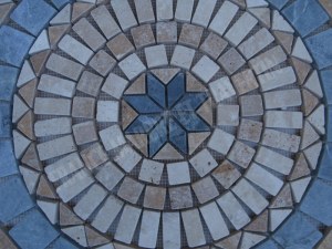 Travertin Multicolore Rosace 80x80 cm Épaisseur : 1 cm Qualité : 1’er Choix Finition ...