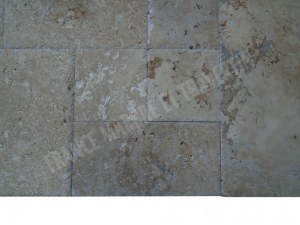 Travertin Walnut Opus Romain