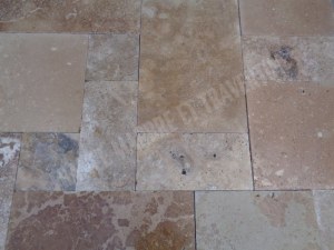 Travertin Walnut Noisette Opus Romain