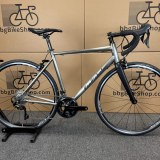 Van Nicholas Titanium Road Bike Mechanical Shimano 105 11-speed  Carbon Fork