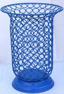 Vase en métal artisanat