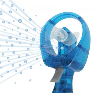 Ventilateur brumisateur a eau avec spray