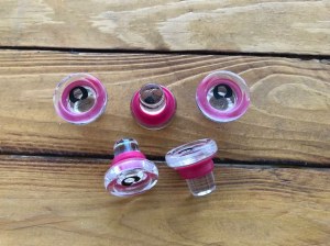 Lot bouchons en verre pour bouteille de vin