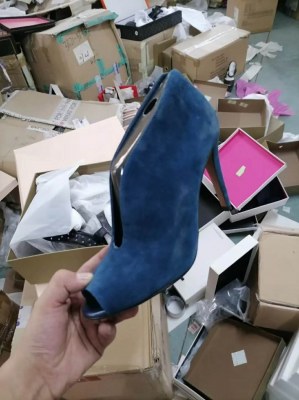 Stock chaussures trés bonne qualité / prix