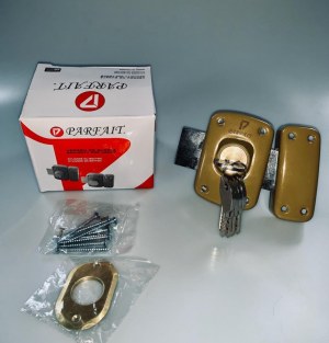 Verrou cylindre ou bouton en laiton